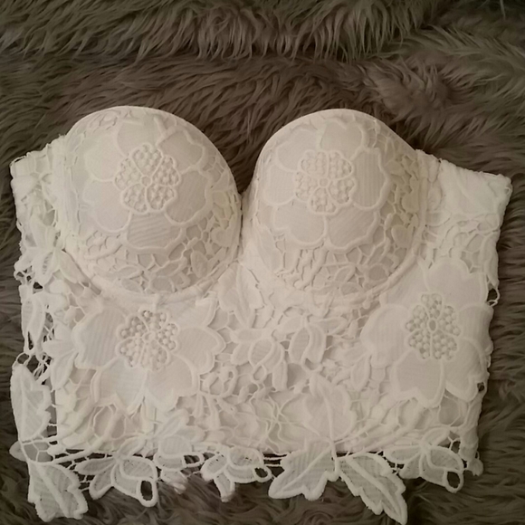 Love Culture Accessories - Love Culture lace crochet corset, L